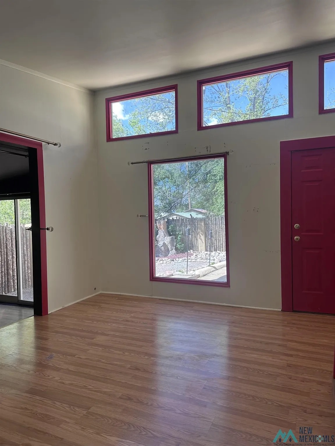 723 Dalbey Dr photo 12