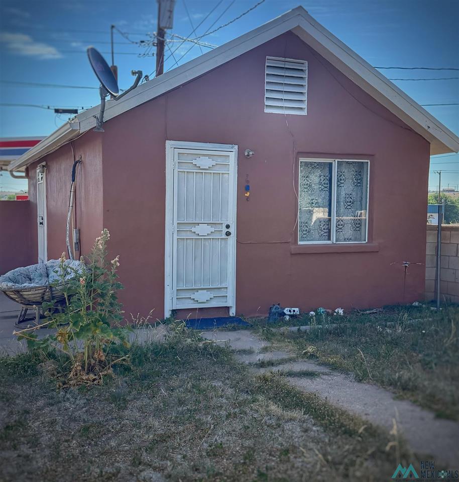910 Third St photo 12