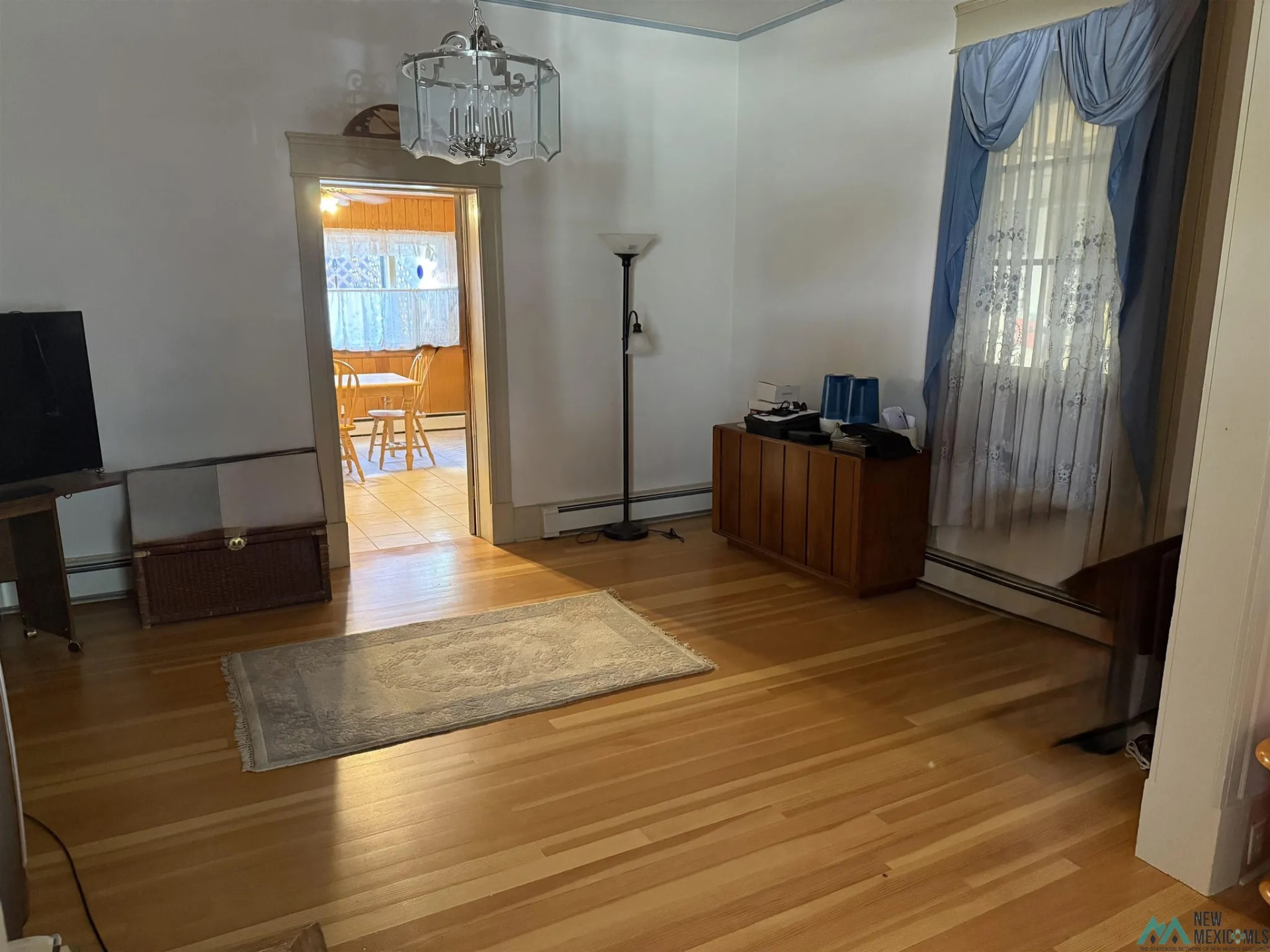 924 Seventh St photo 4