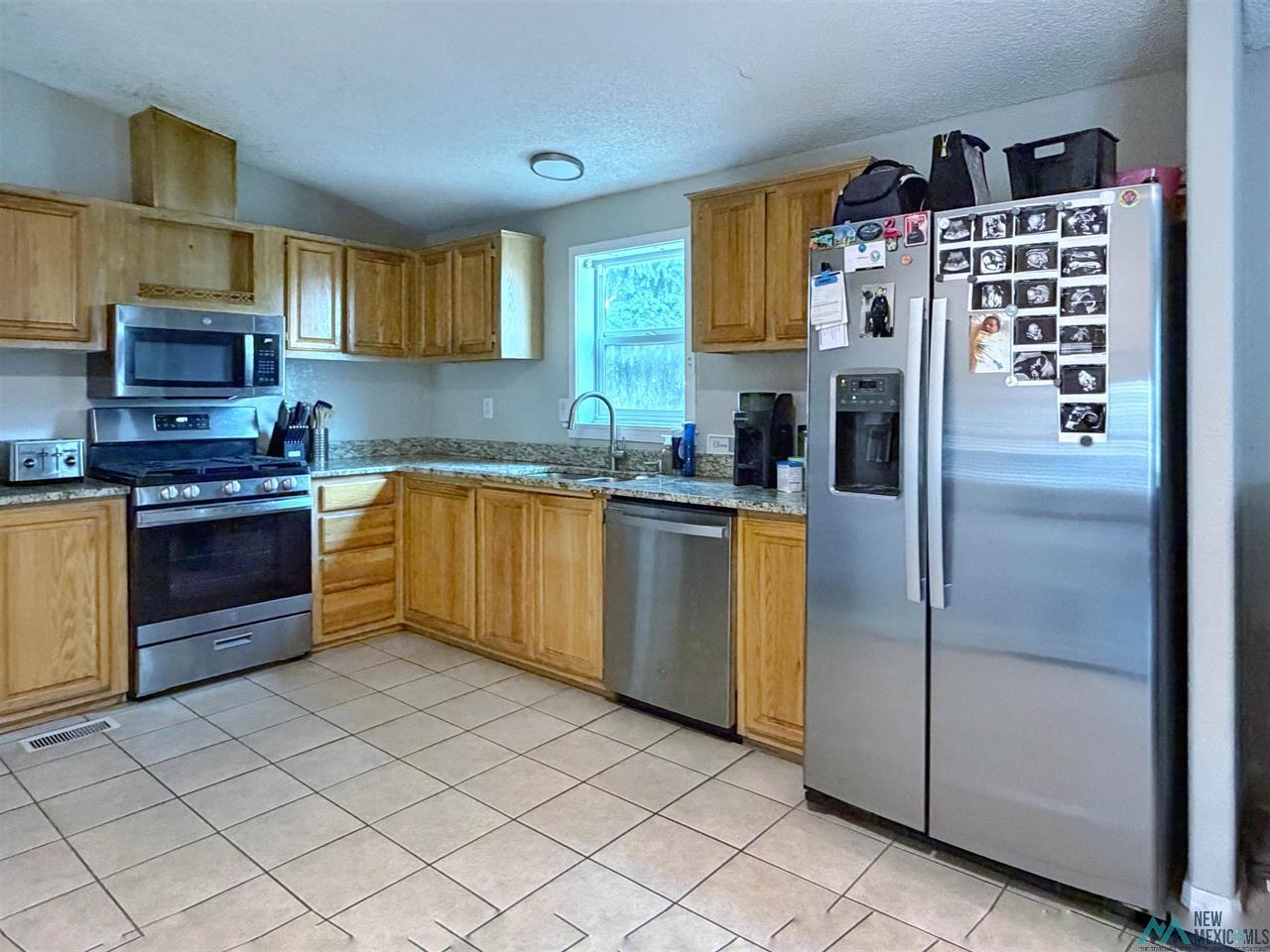 5138 Castle Dr photo 4