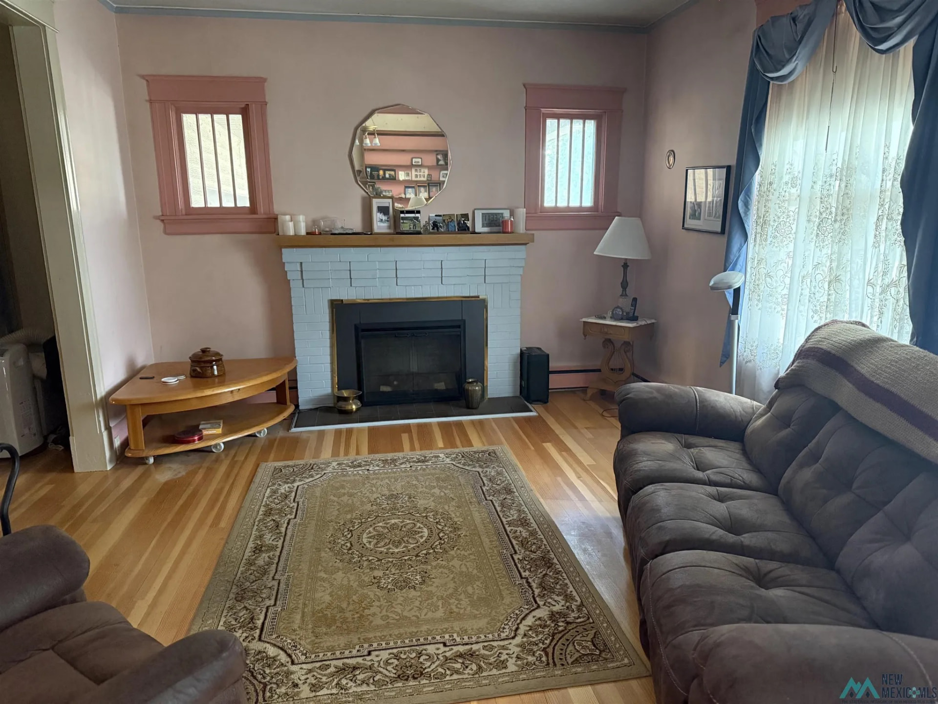 924 Seventh St photo 3