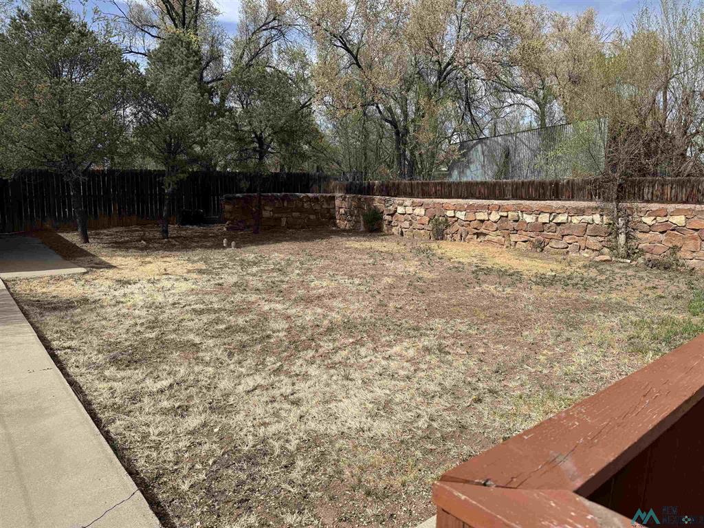 868 Highland Dr photo 15