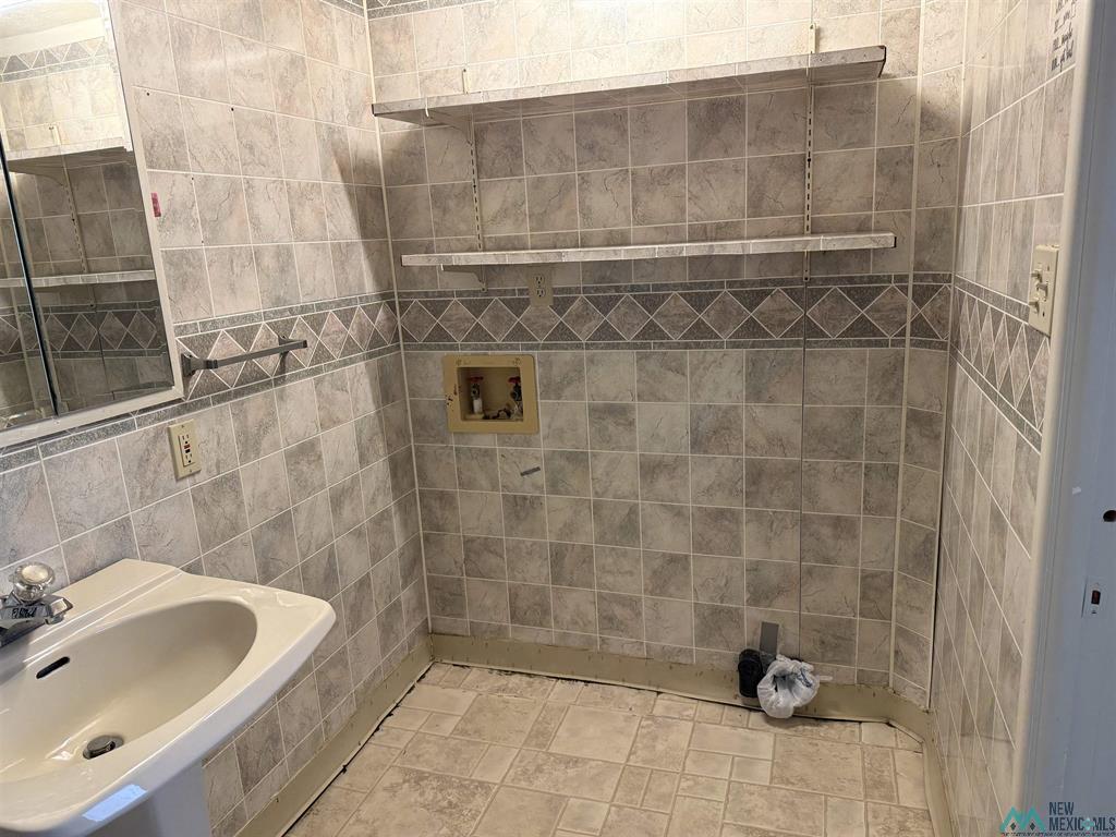 868 Highland Dr photo 12