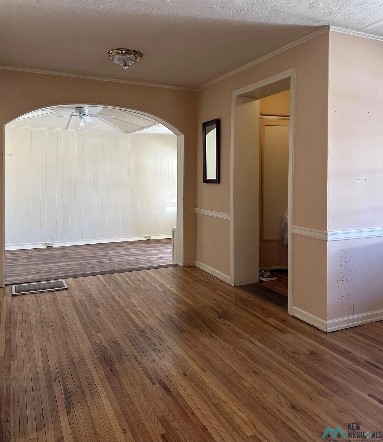 723 Dalbey Dr photo 3