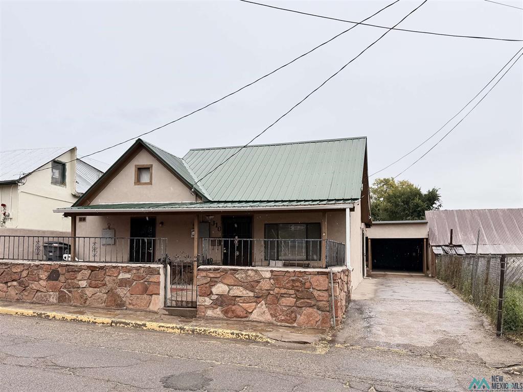 310 Valley St