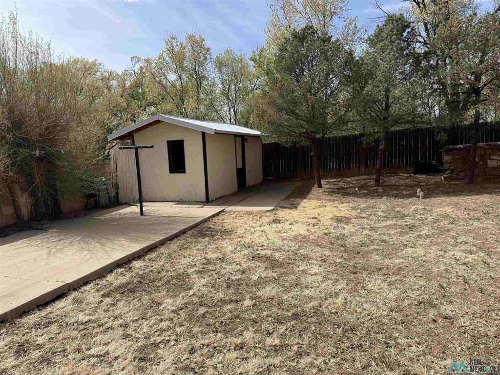 868 Highland Dr photo 16